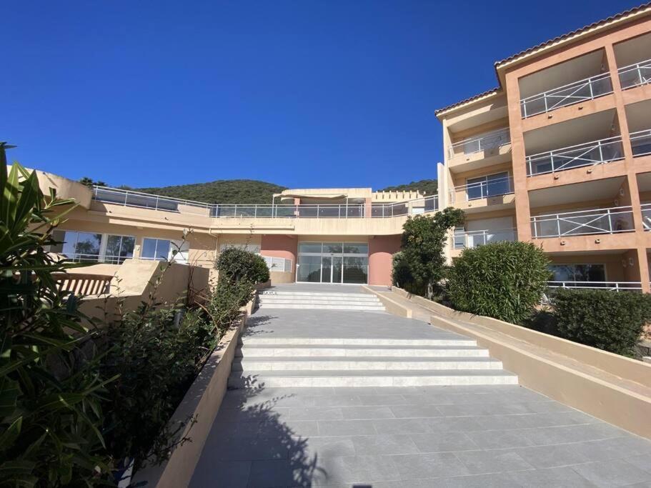 Bel App T2 En Bord De Mer Vue Sanquinaires Piscine أجاكسيو المظهر الخارجي الصورة